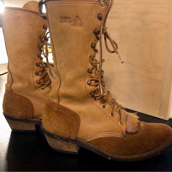 Golden Retriever Romantic Western Lace Up Boots - Picture 4 of 9